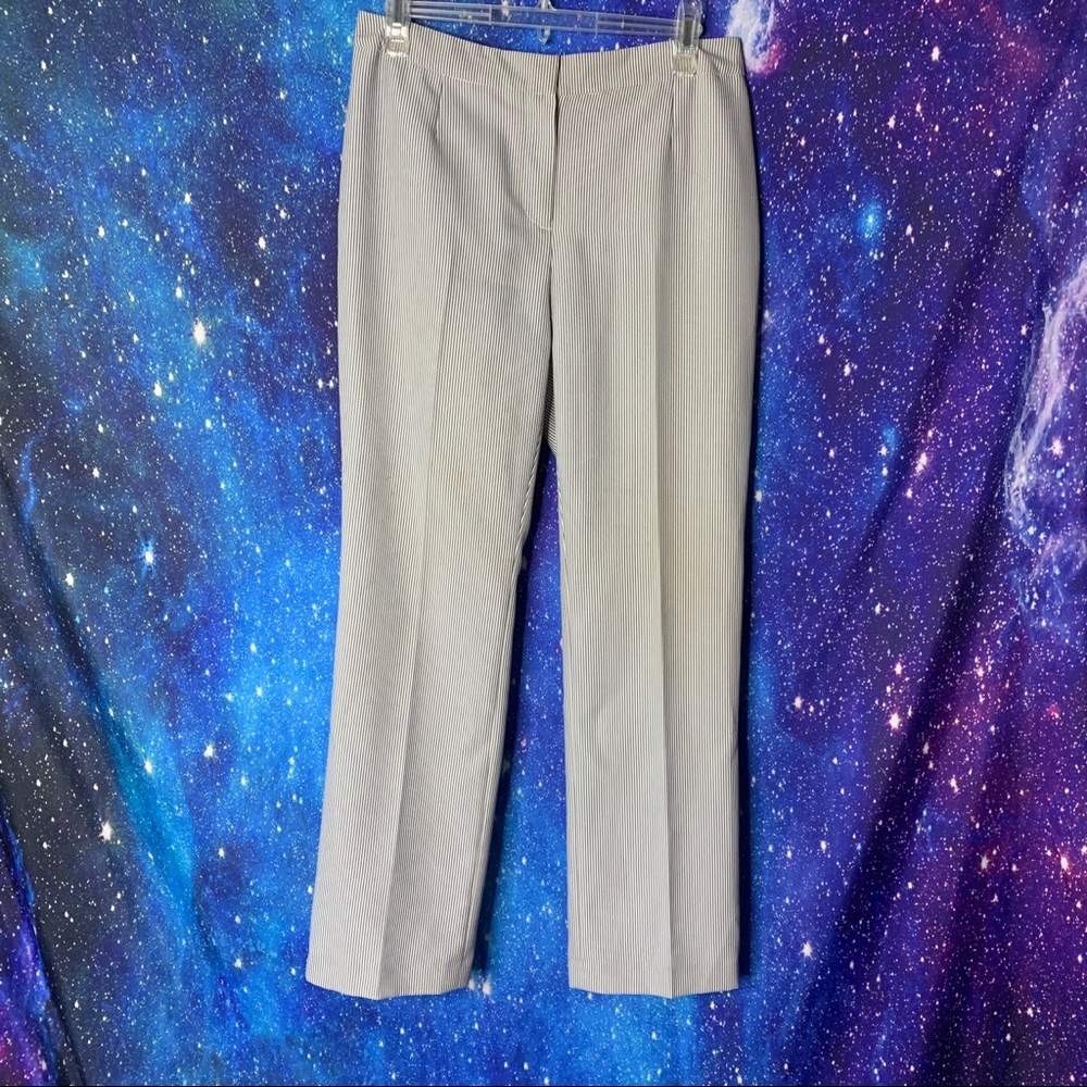 Le Suit- Gray & White Stripes Trousers size 4 Petite